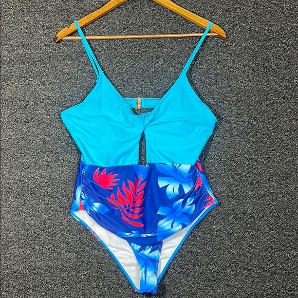 Other - Blue and Red One Piece Swimsuit with Cutout and Adjustable Straps, XL